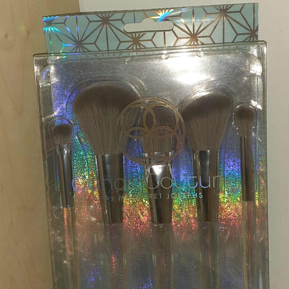 Candie Couture by Margaret Josephs 5pc Fabulous Face Brush Set Fun Glitt…